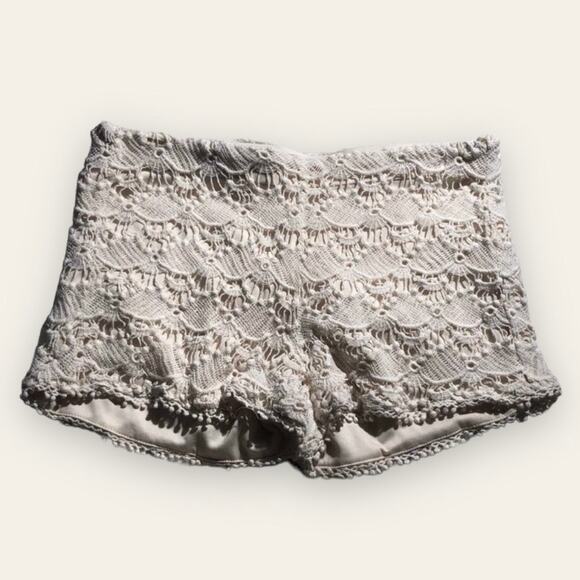 Zara trf size small white crochet lace boho shorts - Picture 1 of 7